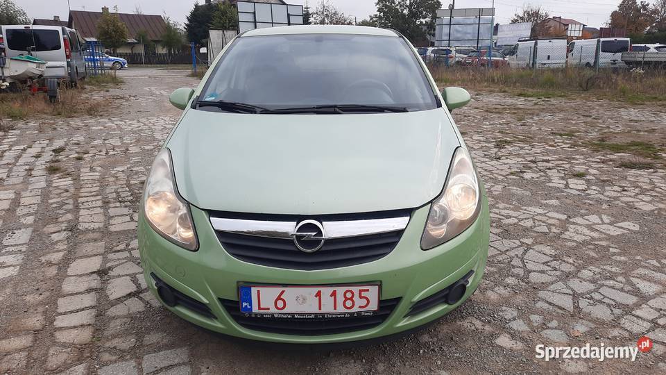 Opel Corsa 14 16V Benzyna Klima sprawna Zadbana Kraśnik