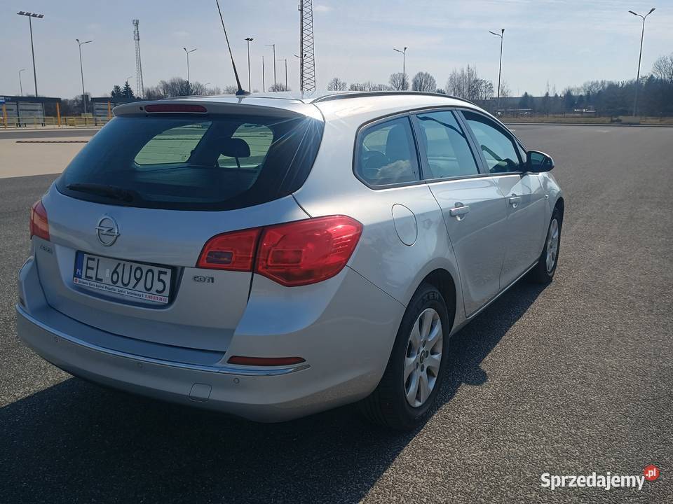 Opel Astra J 16 CDTI Pabianice sprzedam