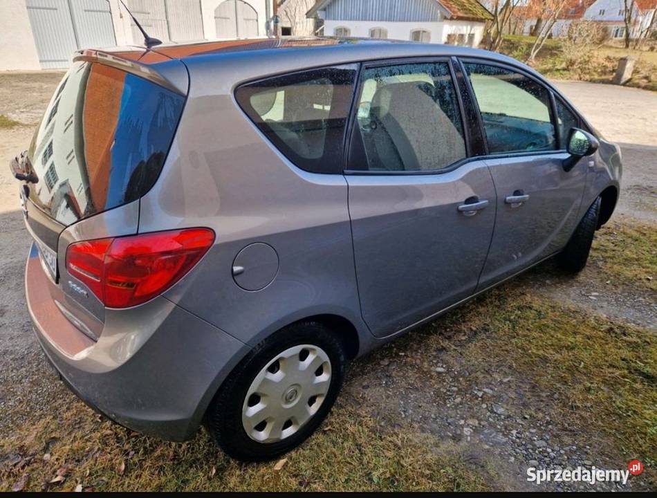 GarażowanyOpel Meriva 14 Ecoflex z bagażnilkiem 4/5 Kielce