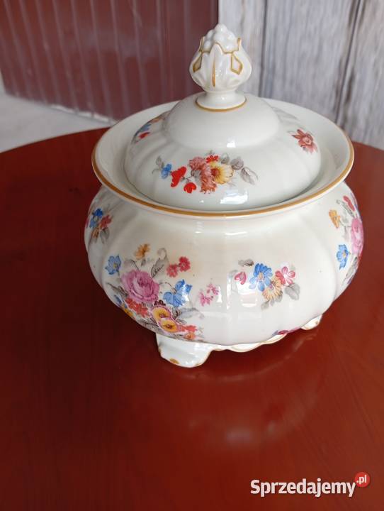 szkatułka bombonierka porcelanowa 920 Byczyna