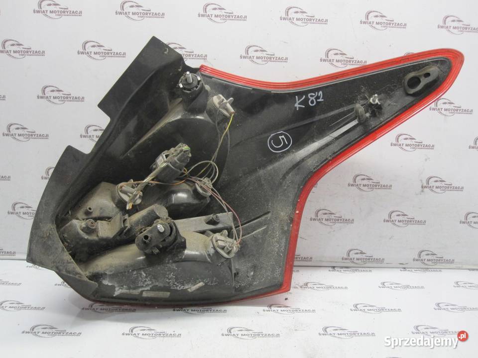 FORD FOCUS MK3 III 13r lampa lewa tył