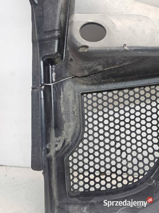 PODSZYBIE PLASTIKOWE AUDI A3 8P LIFT 8P1819415A Podszybia
