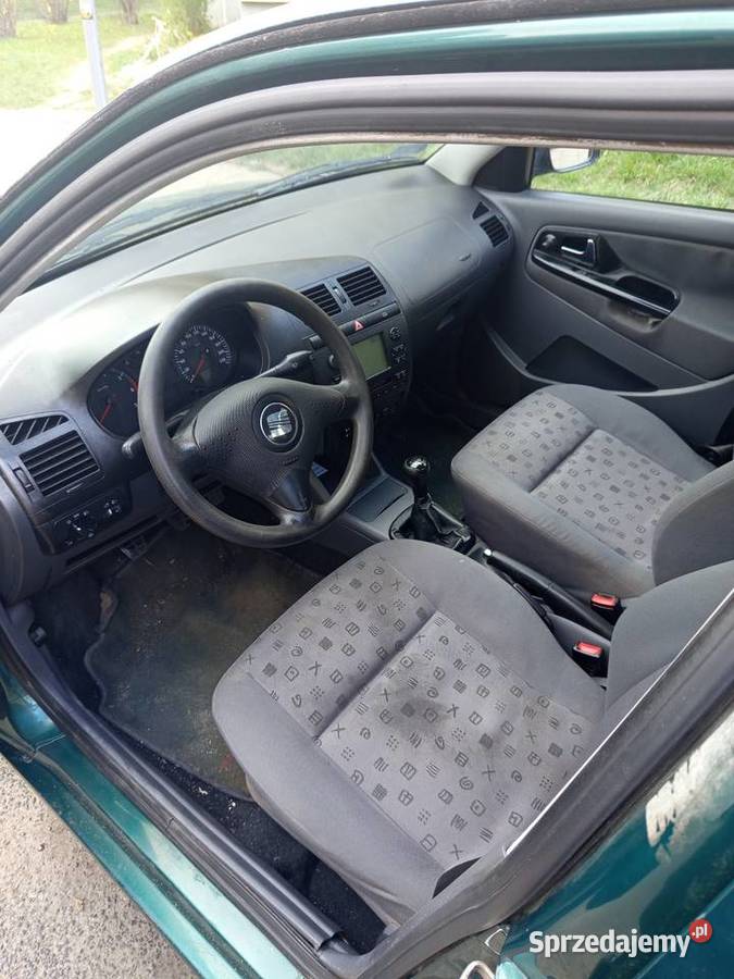 Sprzedam Seat Ibiza 14 60 Benz nieuszkodzony łódzkie Łódź