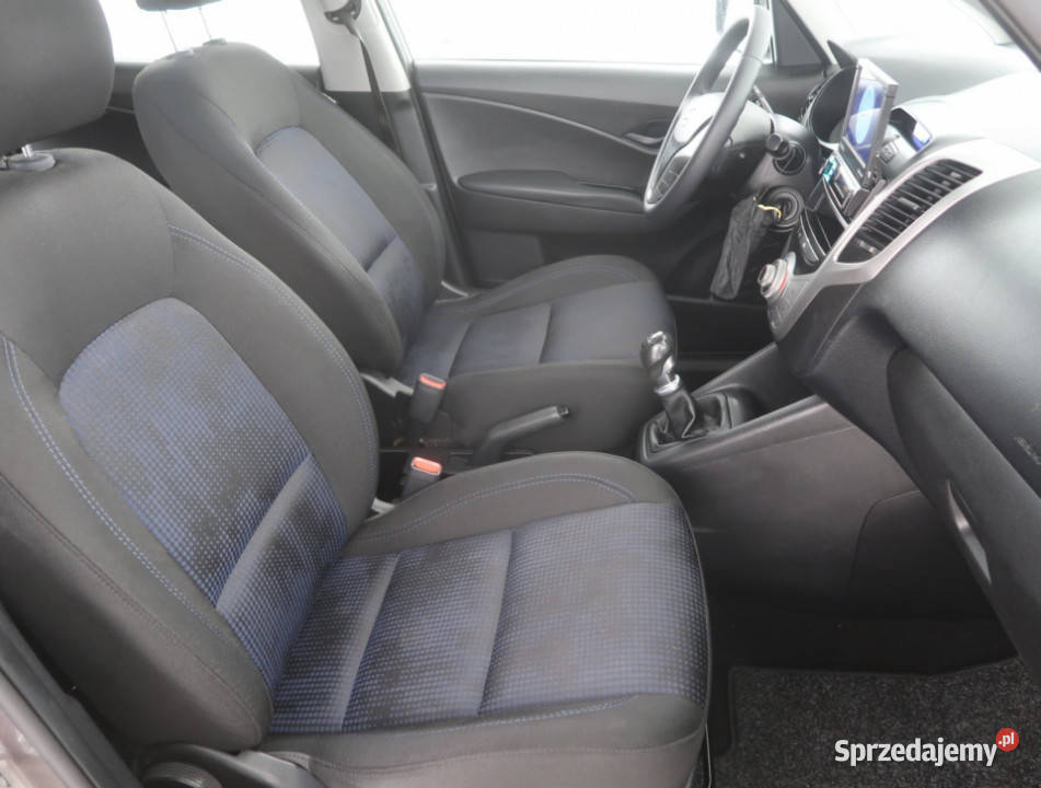 Hyundai ix20 16 CRDi MPV Bielany Wrocławskie sprzedam