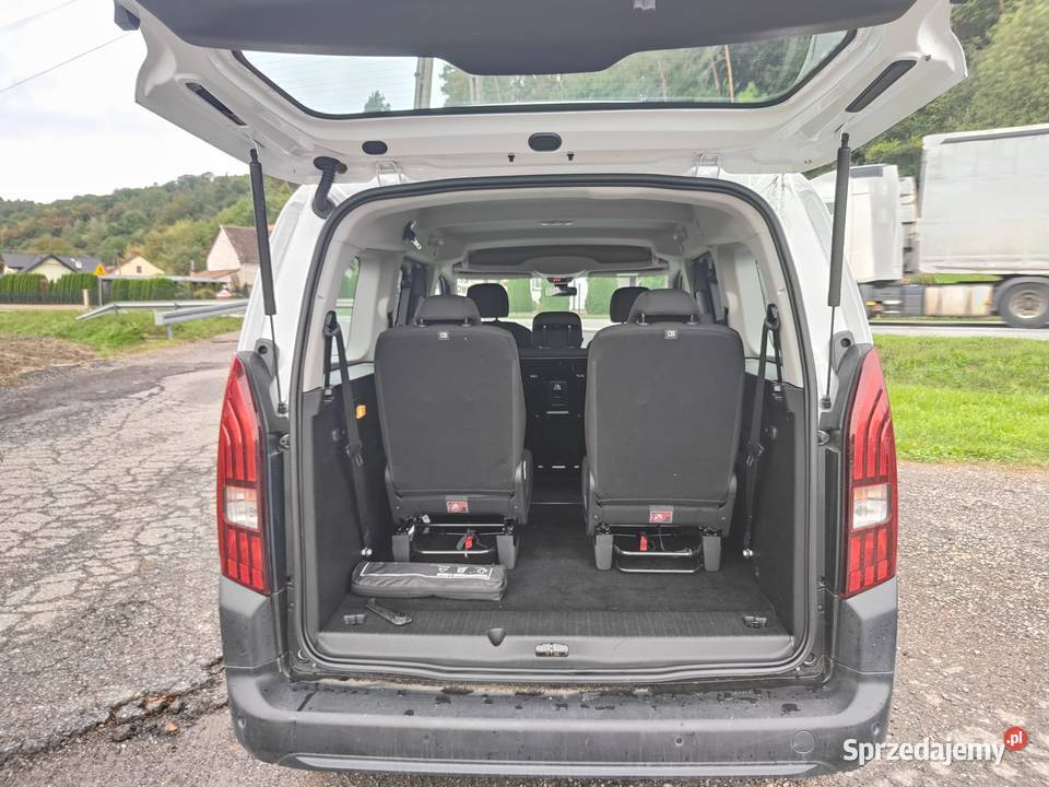 Peugeot Rifter 2021r 15 130 7osobowy małopolskie Wojnicz sprzedam