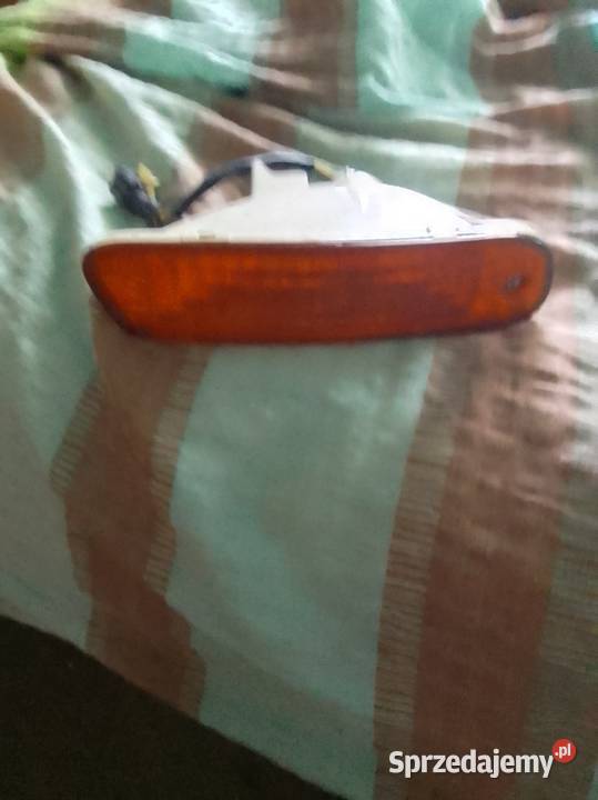 Sprzedam kierunkowskaz prawy przód leganza Klonownica Mała