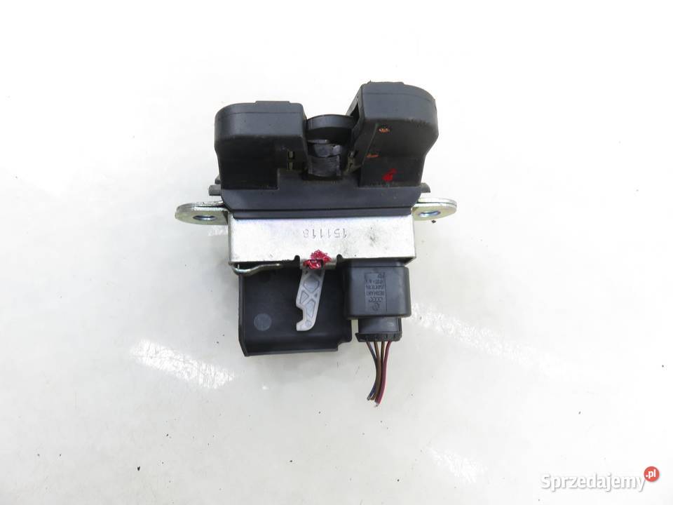 ZAMEK KLAPY VW GOLF VII 5G0827505C osobowe