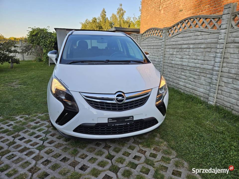 Sprzedam Opel Zafira uszkodzony