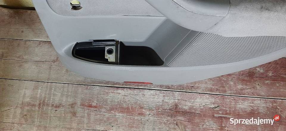 Boczek tapicerka drzwi VW Golf V Prawy tył osobowe Włoszczowa