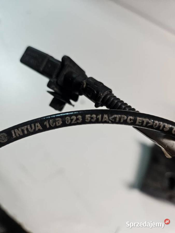 VW ID3 ID3 ZAMEK RYGIEL MASKI POKRYWY SILNIKA Międzychód