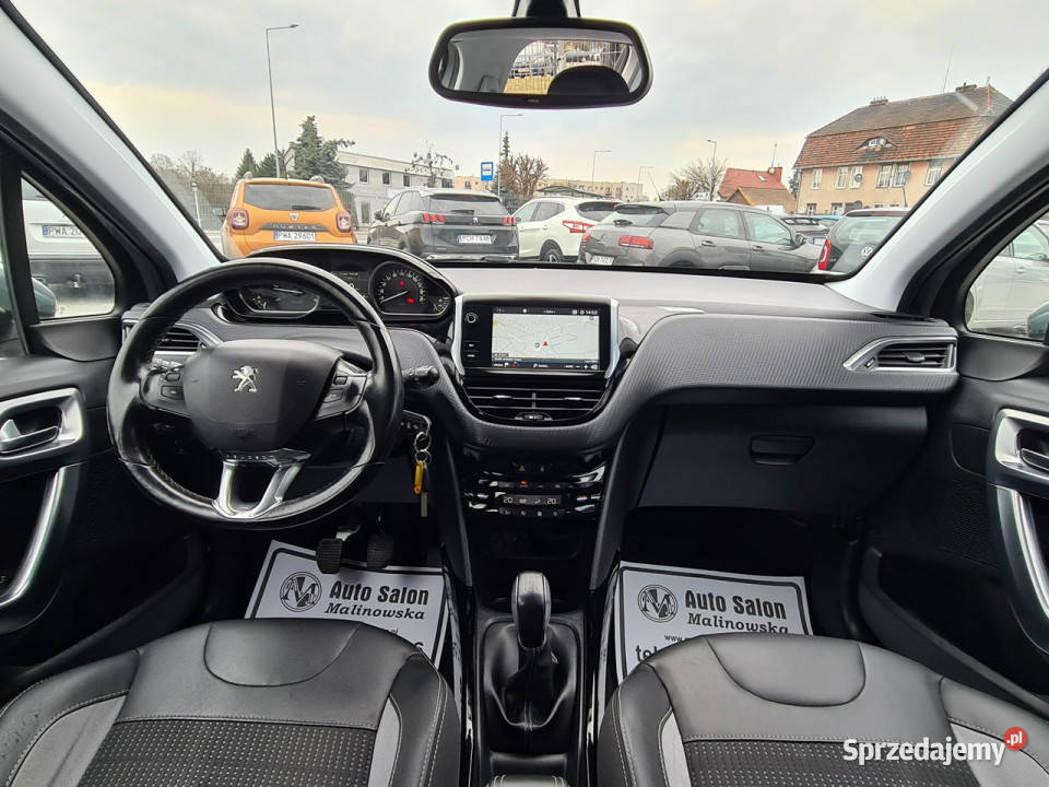 Peugeot 2008 Navi PDC Kamera Led Półskóry centralny zamek