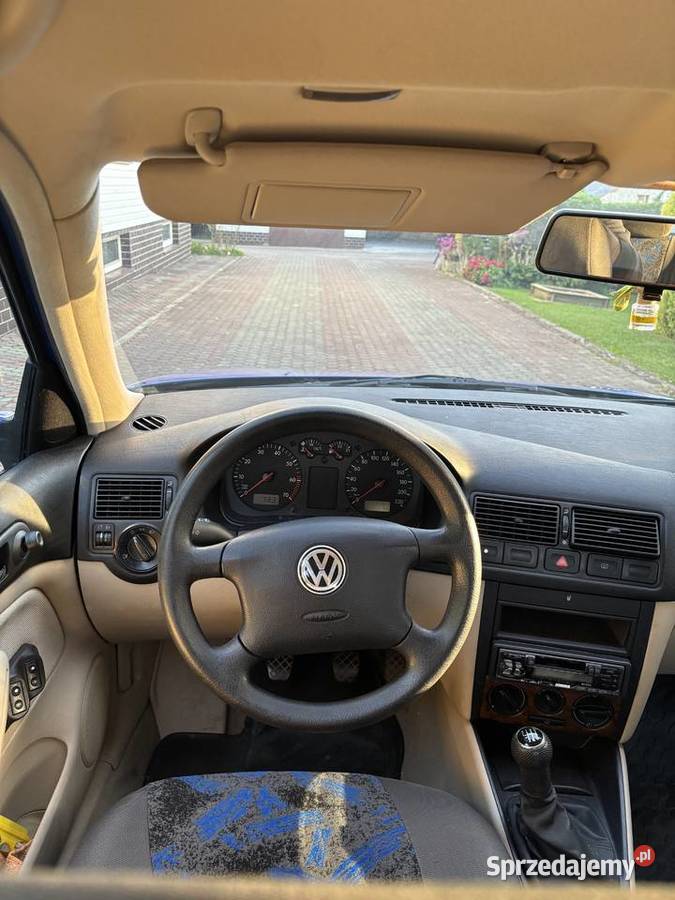 Volkswagen Golf IV 14 16V 1998 73 403 Salon Potakówka