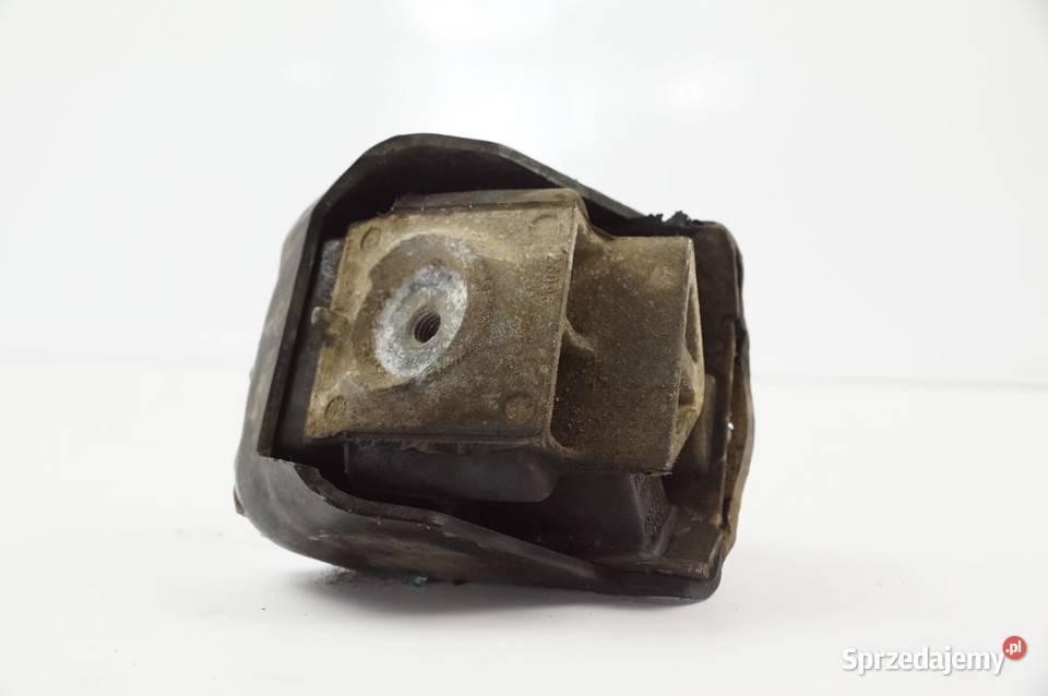 A9062411713G CRAFTER 906 PODUSZKA SILNIKA Lipno
