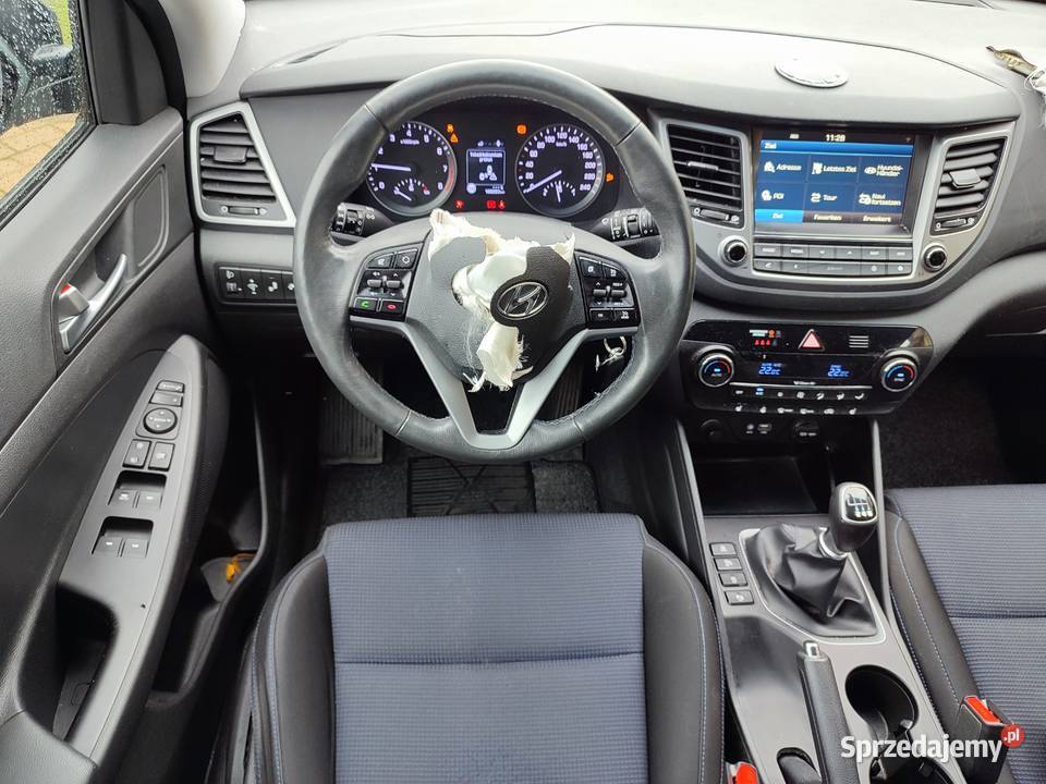 Hyundai Tucson 16 GDI Navi Klimatronic Pełen aluminiowe felgi wielkopolskie Turek