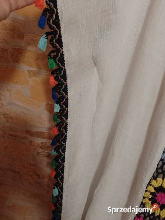 42XL Bogato zdobiona narzutka plażowa z Rozmiar 42(XL) Kraków