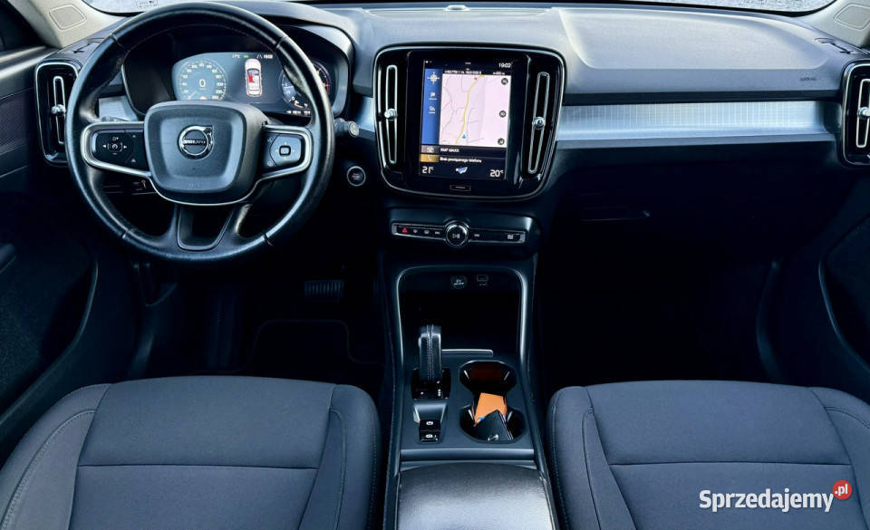 Volvo XC 40 4x4Virtual TachoLEDGwarancja SUV Kamienna Góra