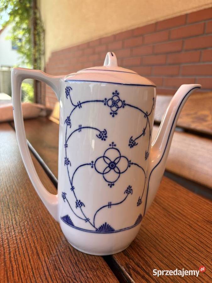 Jger Eisenberg Blau Saks porcelanowy dzbanek NRD Legnica