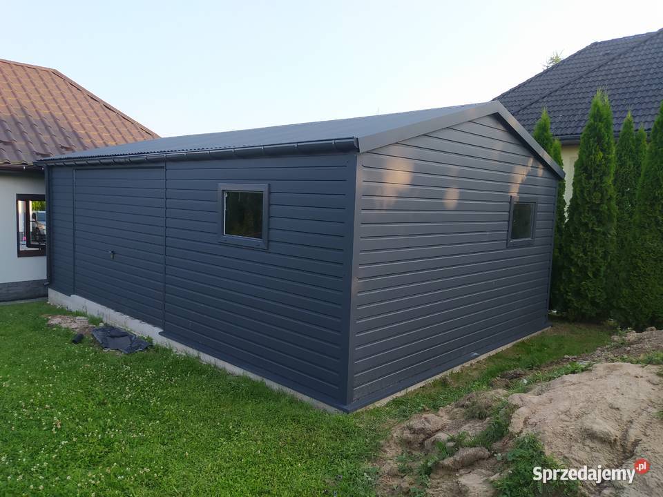 Garaż dwuspadowy 660x530 Stadniki sprzedam