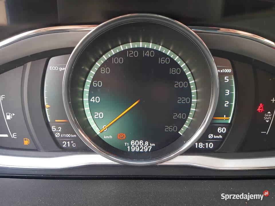 VOLVO V60 D3 2017 salon Polska isofix Brzeg
