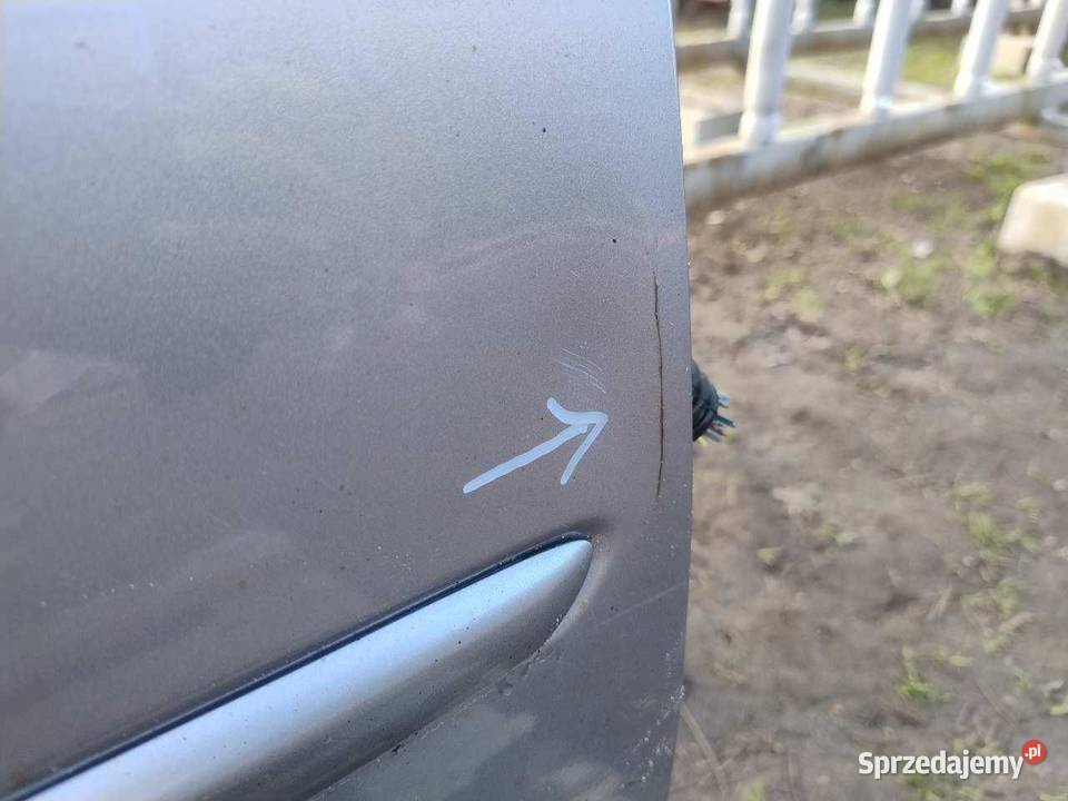 DRZWI PRAWY PRZÓD C6Z SUBARU LEGACY Drzwi Motoryzacja wielkopolskie