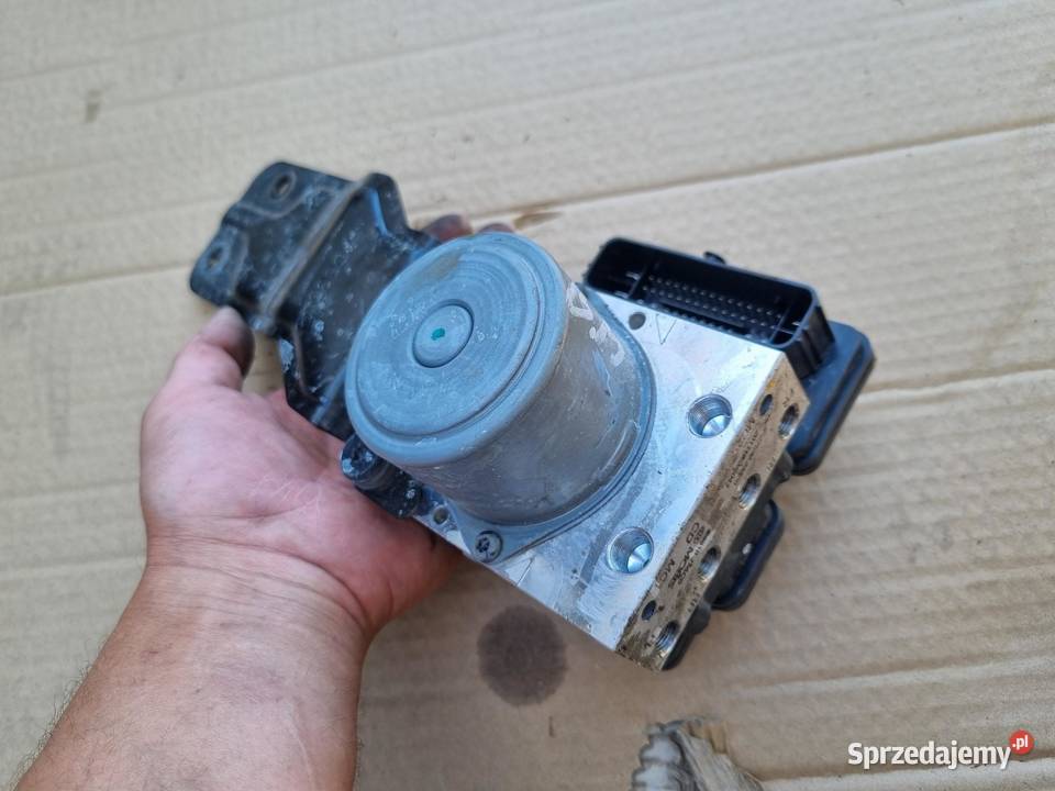POMPA HAMULCOWA ABS KIA XCEED 15 6158943200 sprzedam