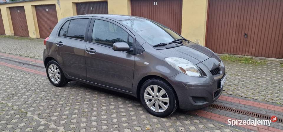 Toyota Yaris II 13 benzyna grafitowy Łódź