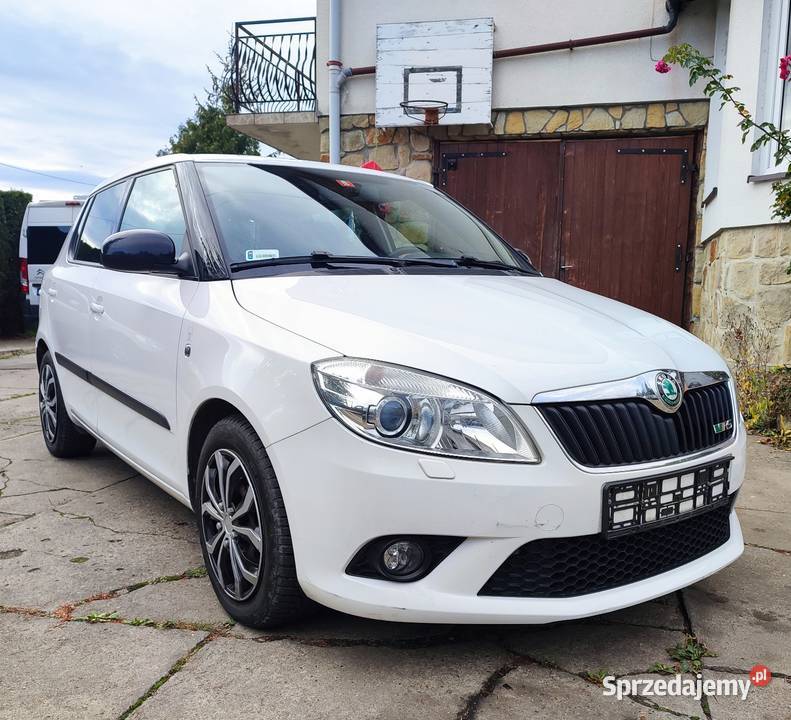 Rakieta Skoda Fabia VRS 14 Turbo benzyna 180 elektryczne lusterka Domaradz sprzedam