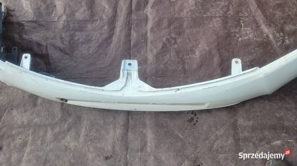 TOYOTA COROLLA E16 2013 ZDERZAK PRZEDNI PRZÓD osobowe śląskie Ruda Śląska