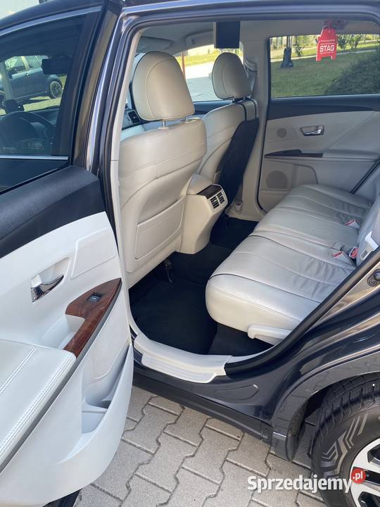 Toyota Venza 35 V6 BenzynaLPG AWD 4x4 gniazdo USB dolnośląskie Wrocław