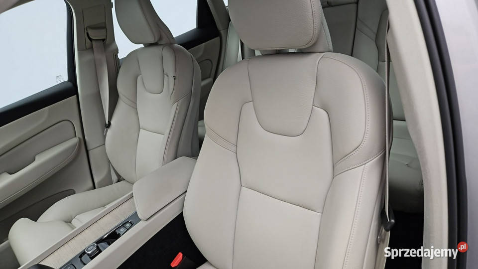 Volvo XC 60 B4 B Plus Bright aut Z Polskiego nieuszkodzony