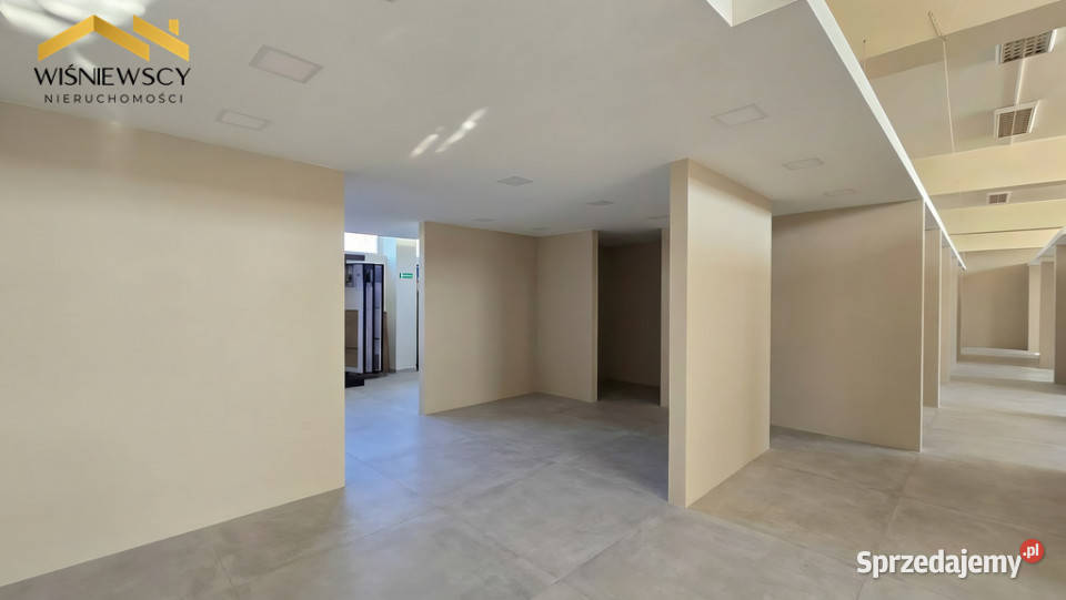 Sala 400 m boksy usługowe Królewieckiej Elbląg sprzedam