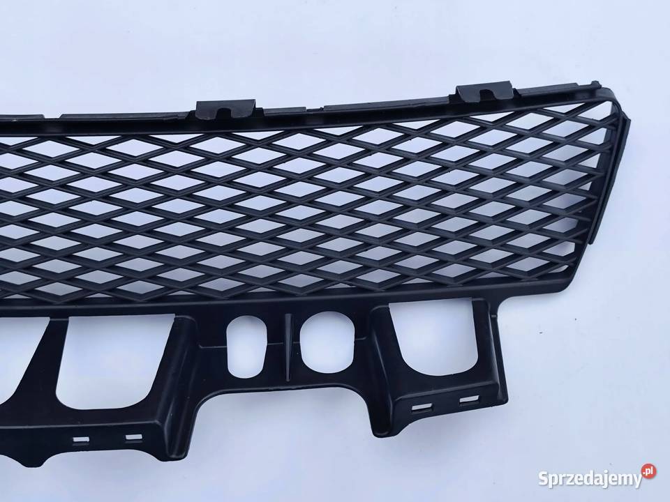 Toyota Celica T230 KRATKA ZDERZAKA ATRAPA GRILL Przemęt sprzedam