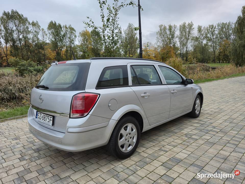 Opel Astra HBenzynaBez rdzySprawna Radomsko