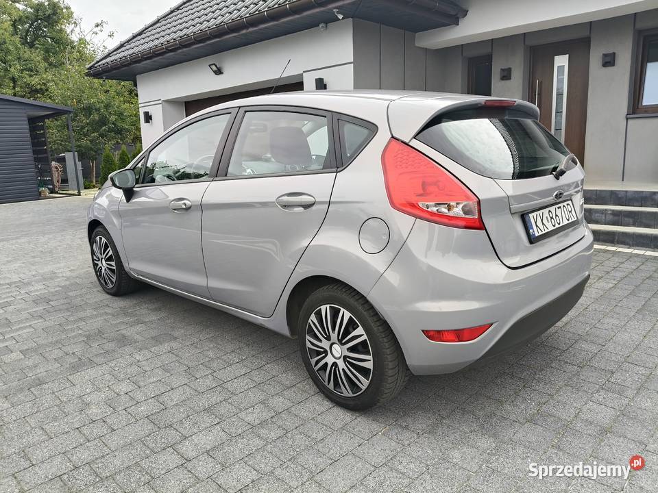 Ford Fiesta 12582 niski przebieg 79 Zarejestrowany w Polsce Kraków sprzedam