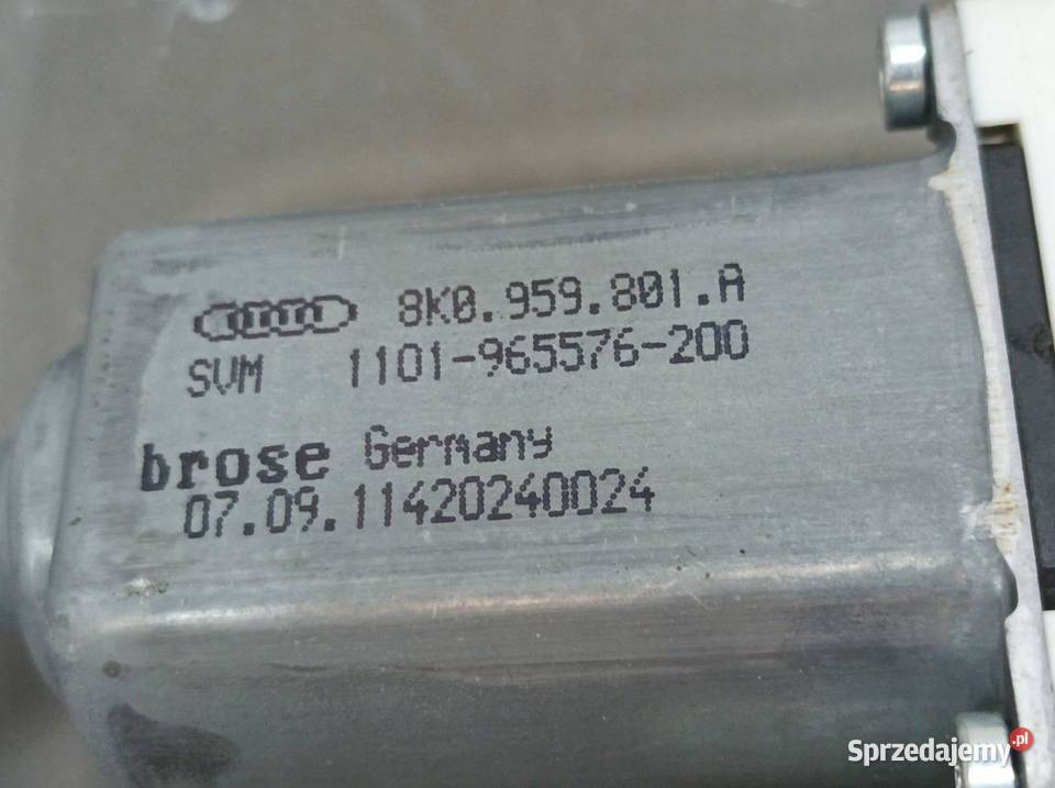 MECHANIZM SZYBY LEWY PRZÓD 8K0959801A Skoda