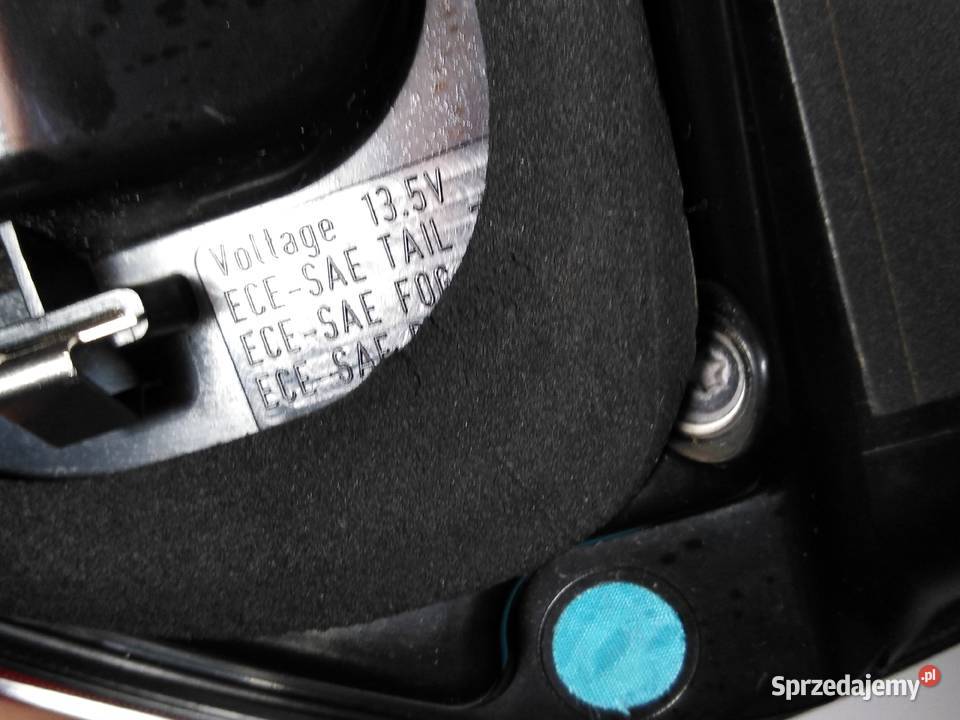 LAMPA TYLNA LEWA MASERATI LEVANTE 2017 Lewe sprzedam