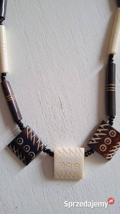 NASZYJNIKI Z EKOLOGICZNEJ KOŚCI I KORALIKÓW Piła