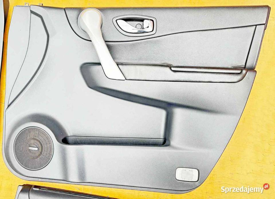 RENAULT KOLEOS I BOCZKI DRZWI TAPICERKA Radom