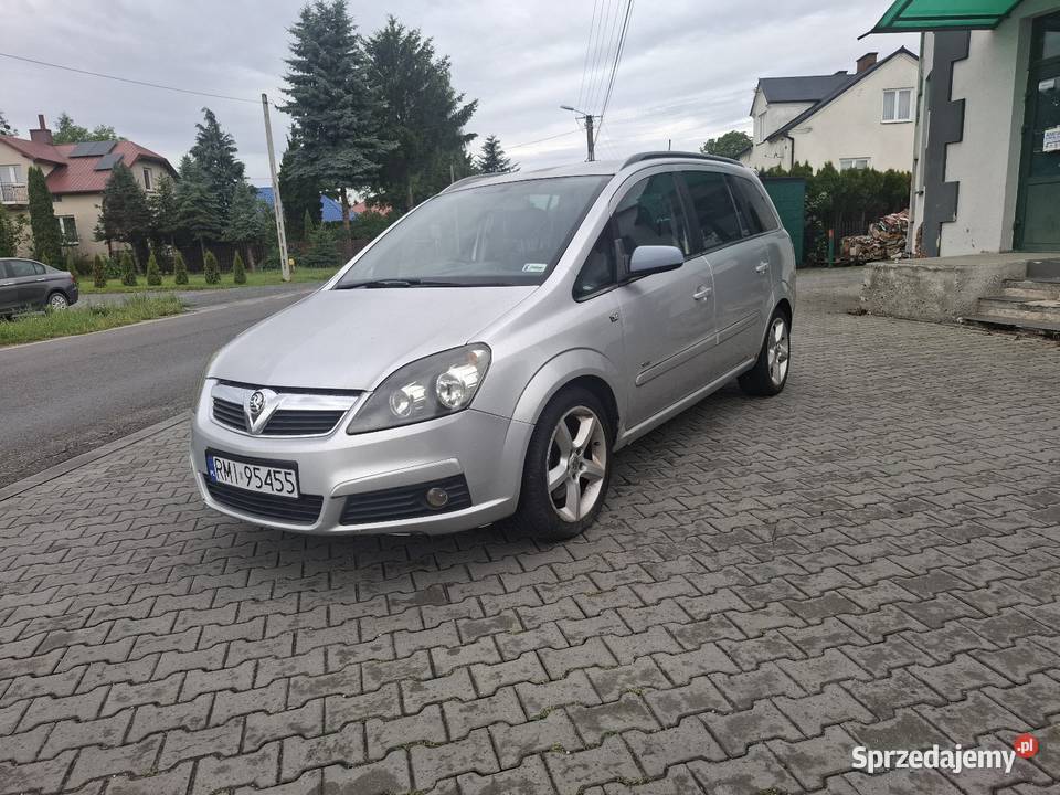 Zafira 19 cdti 150 skrzynia manualna Alufelgi diesel podkarpackie Mielec sprzedam