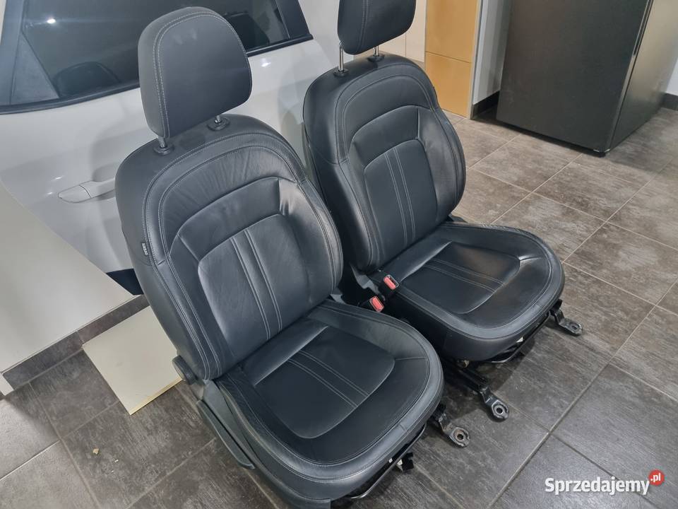 FOTELE GRZANE SKÓRA UK KIA SPORTAGE III Fotele i kanapy