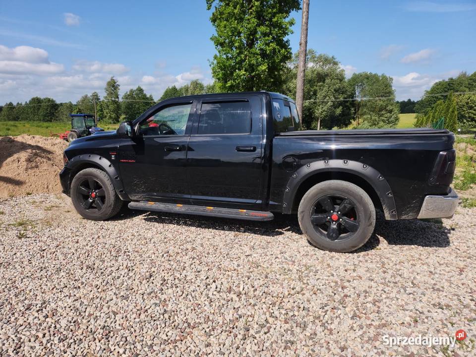 Dodge Ram 1500 Sport 57v8 sprowadzony Gołdap