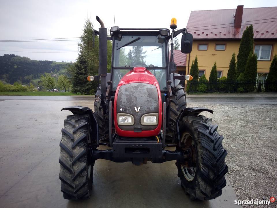 Ciągnik rolniczy Valtra A72 Nowy Sącz
