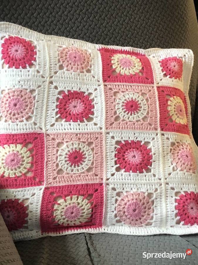 Poszewki na poduszki z kwadratów Babuni NOWE na Zegrze sprzedam