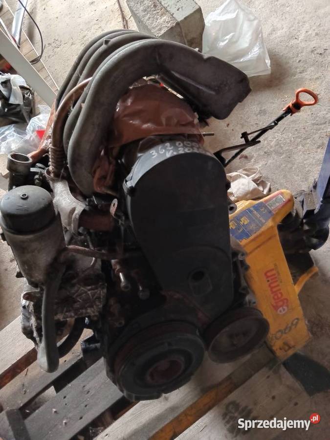 Volkswagen LT 25 TDI Silniki i osprzęt