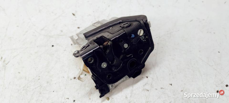 ZAMEK DRZWI LEWY TYŁ AUDI A1 8X0839016C 6 PIN śląskie Przystajń