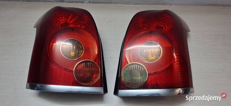 Lampa Tył Toyota Avensis T25 świętokrzyskie Sandomierz