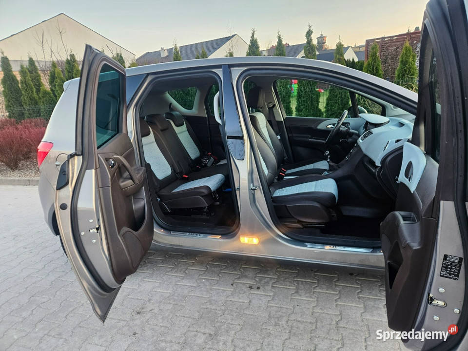Opel Meriva Rata 480 BZadbany 140 6 biegów 2xPdc Rok produkcji 2011 Śrem sprzedam