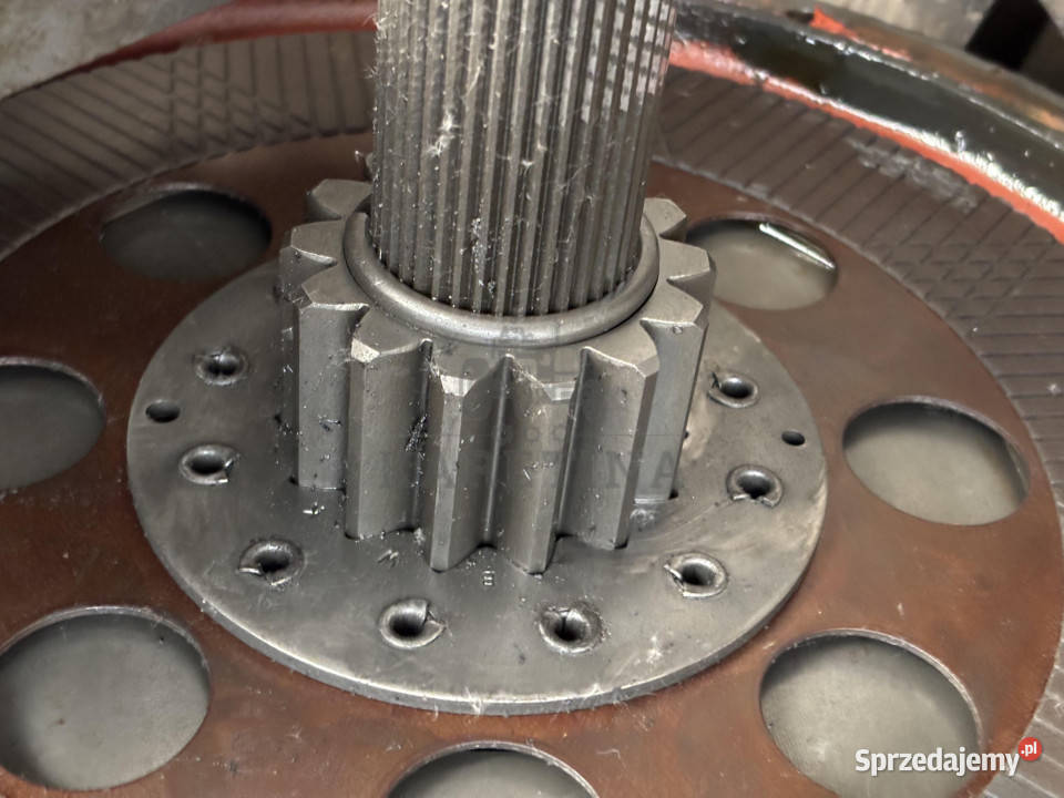 Massey Fergusson 3690 Zwolnica Lewa 3615730M11 Jastrzębniki