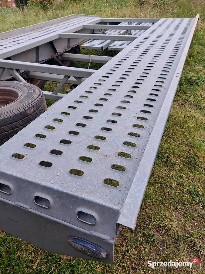 Laweta Niewiadów DMC 2700 lawety