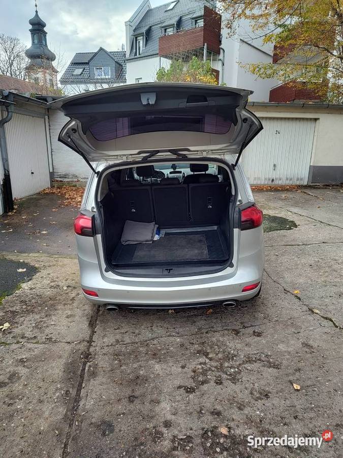 Sprzedam Opla Zafirę 16 Turbo benzyna 200 Bochnia sprzedam